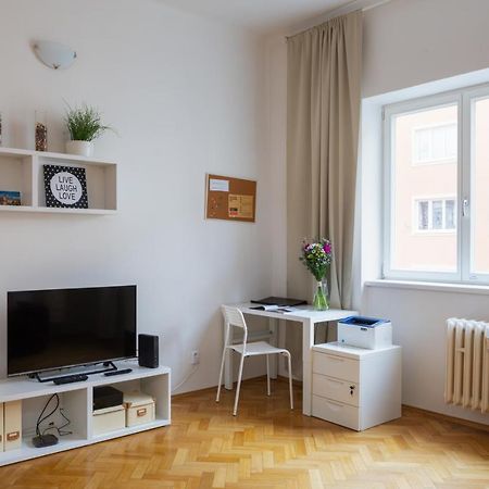 Homey Flat In Vinohrady By Prague Days Exterior photo